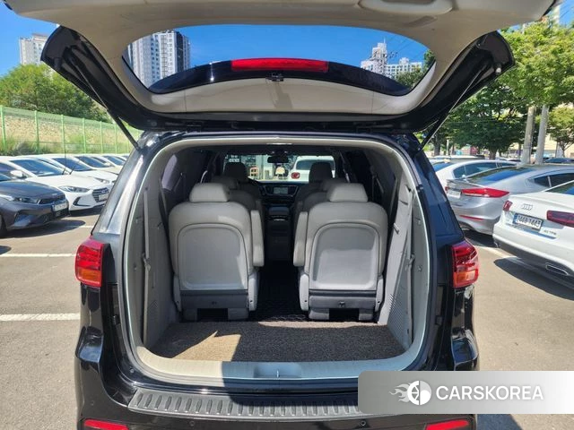 Kia The New Carnival id 4732879 из Кореи 7