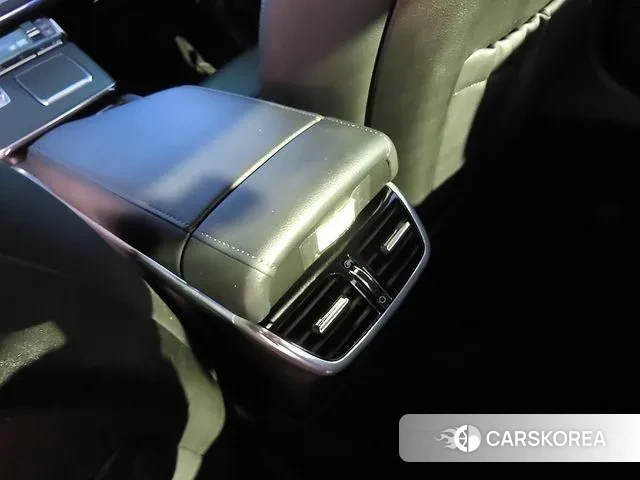 Hyundai The New Grandeur IG Hybrid id 3508508 из Кореи 7