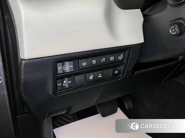 Toyota Sequoia id 4276620 из Китая 7