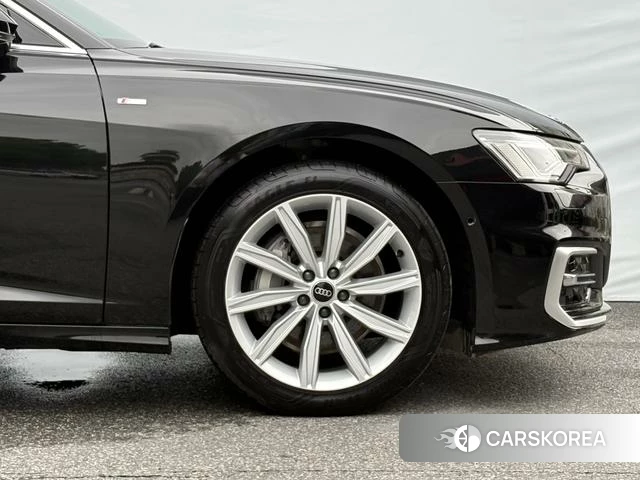 Audi A6L id 4348546 из Китая 7