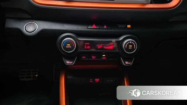 Kia Stonic id 3905492 из Кореи 7