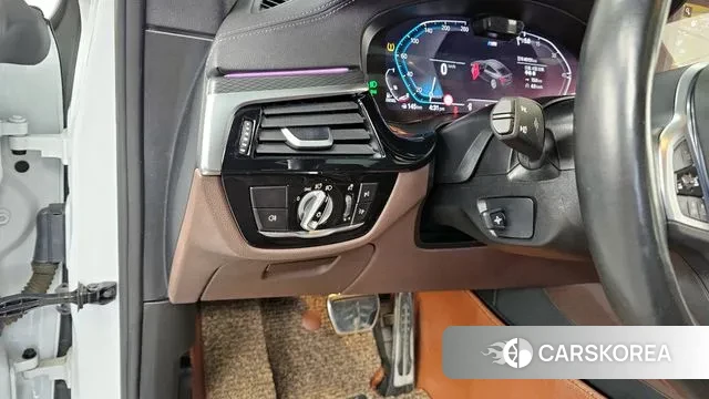 BMW 6 Series GT (G32) id 3410837 из Кореи 7