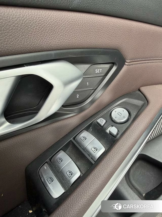 BMW 3 series id 4273679 из Китая 7