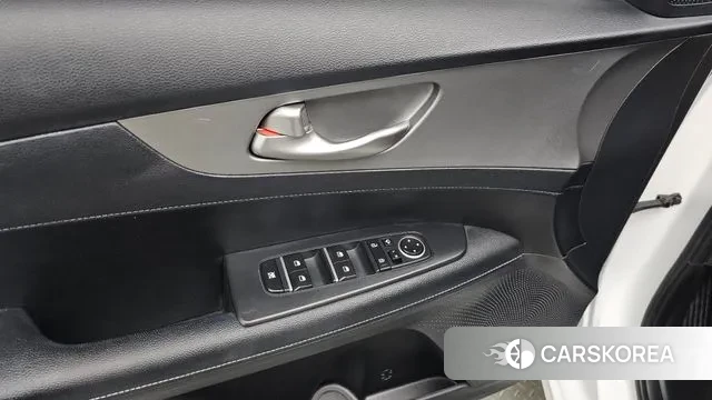 Kia Come New K3 id 3344627 из Кореи 7