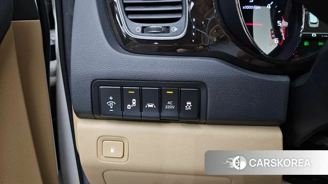 Kia The New Carnival id 4677941 из Кореи 7
