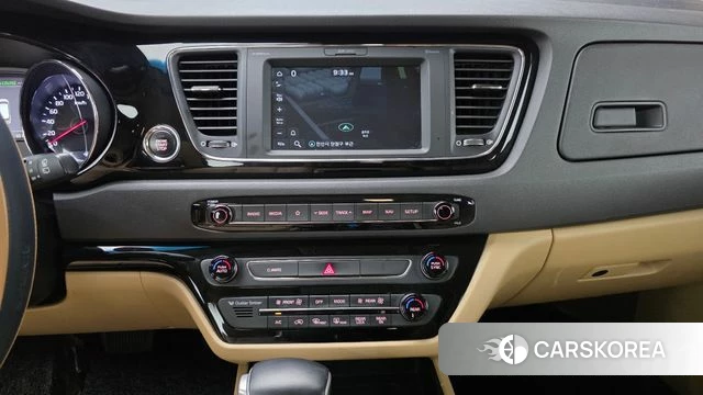 Kia The New Carnival id 4482851 из Кореи 7