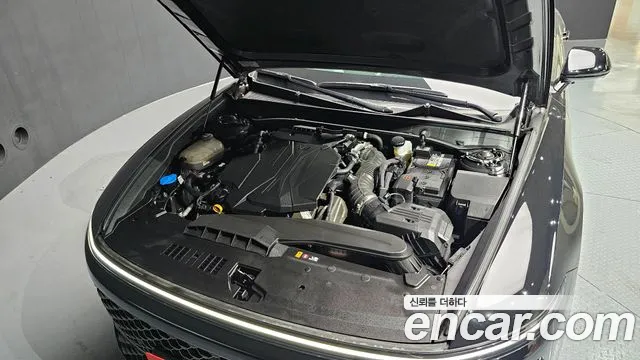 Hyundai Grandeur (GN7) id 2613006 из Кореи 7