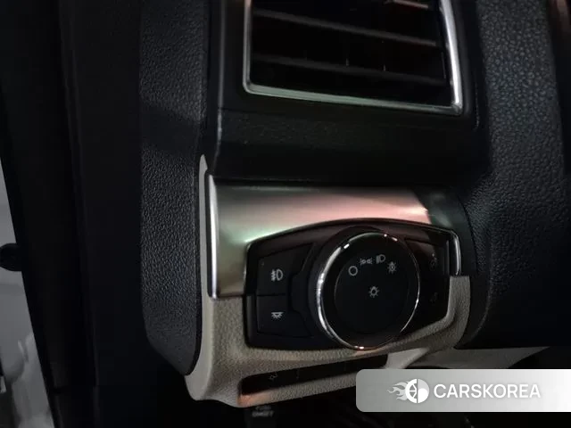 Ford Explorer id 3302685 из Кореи 7