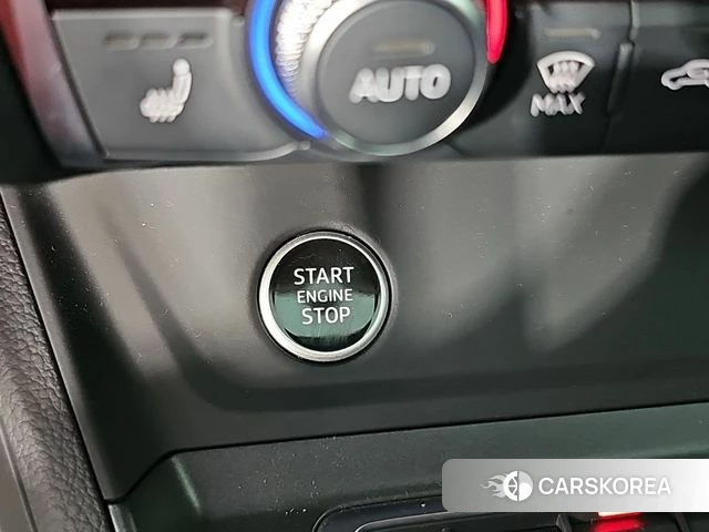 Audi Q3 (F3) id 4965469 из Кореи 7