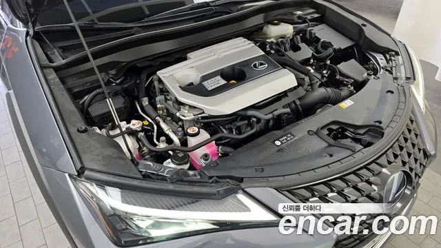 Lexus UX250h id 2631718 из Кореи 7