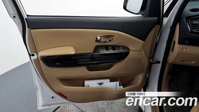 Kia The New Carnival id 2405935 из Кореи 7