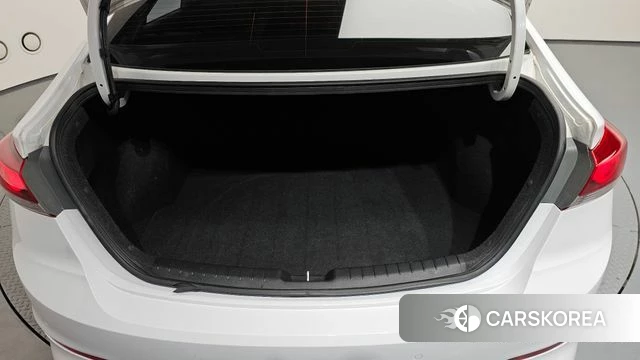 Hyundai Avante AD id 4197179 из Кореи 7