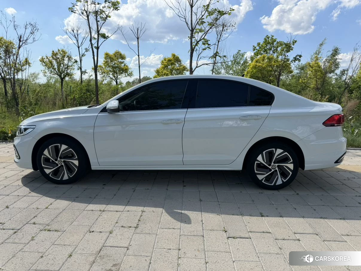 Volkswagen Bora id 4487131 из Китая 7