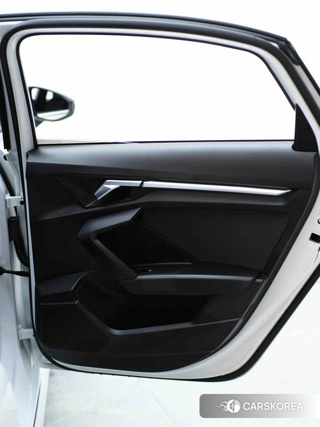 Audi A3 id 4380354 из Китая 7