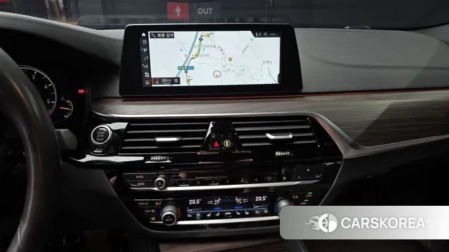 BMW 5 Series (G30) id 3009453 из Кореи 7