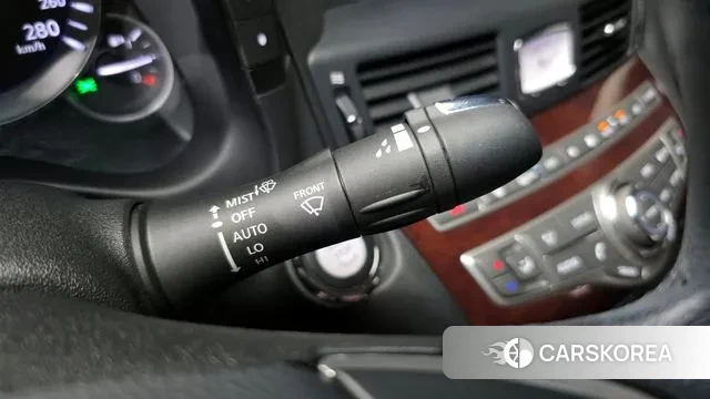 Infiniti Q70 id 3259567 из Кореи 7