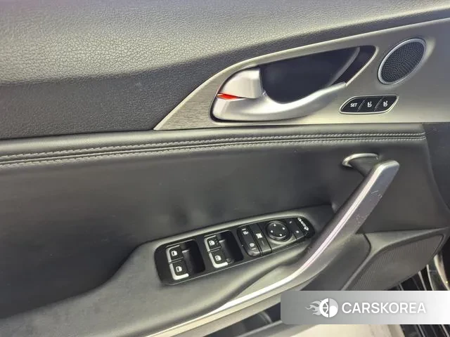 Kia Stinger id 3531090 из Кореи 7