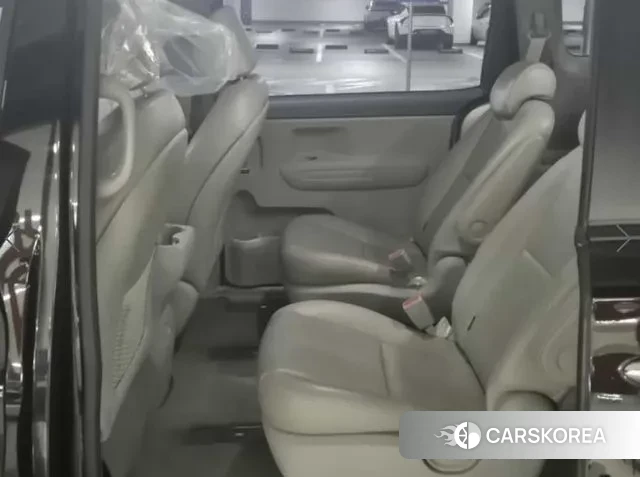 Kia The New Carnival id 3761077 из Кореи 7