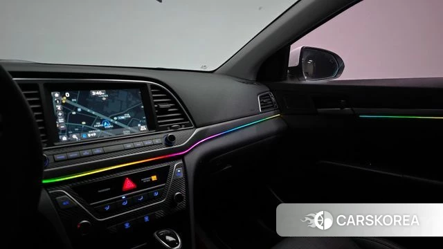 Hyundai Avante AD id 3834911 из Кореи 7