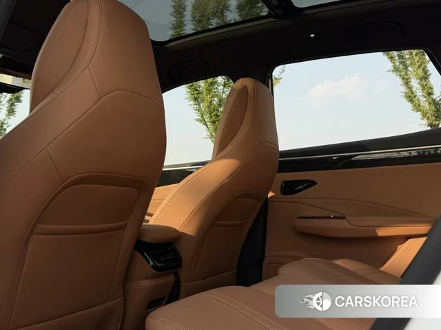 Geely Galaxy Galaxy L7 id 4254474 из Китая 7