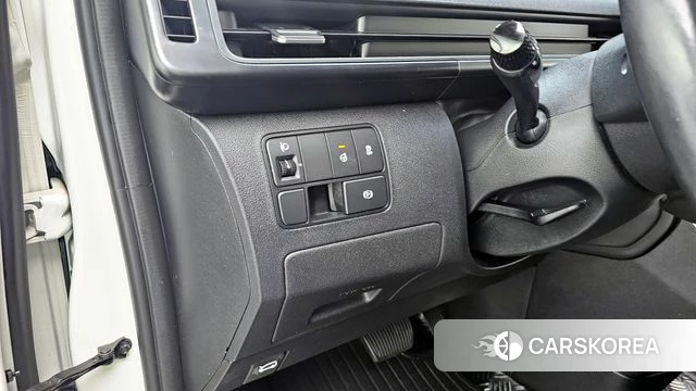 Hyundai Staria id 3872147 из Кореи 7