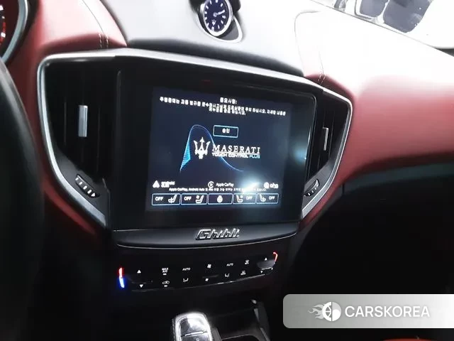 Maserati Ghibli id 2971213 из Кореи 7