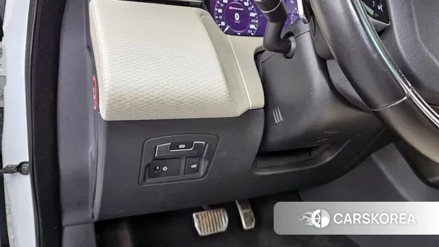 Land Rover Range Rover Velar id 3500046 из Кореи 7