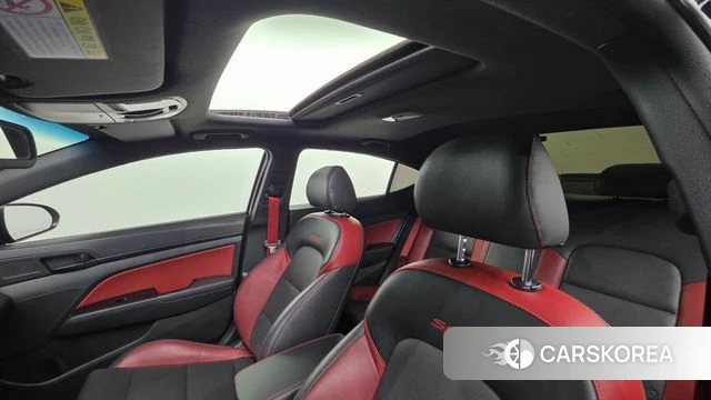 Hyundai Avante AD id 4403545 из Кореи 7