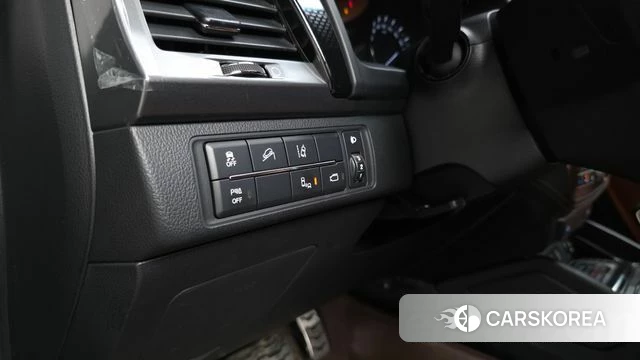 Ssangyong The New Rexton Sports Cannes id 3941667 из Кореи 7