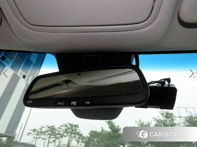 Kia Niro id 4420603 из Кореи 7