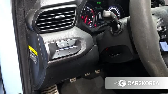 Hyundai Veloster (JS) id 3494185 из Кореи 7