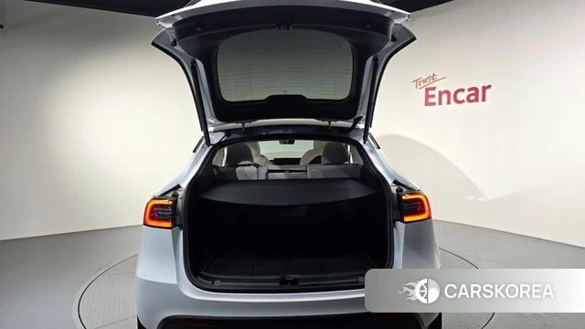 Tesla Model Y id 4474728 из Кореи 7