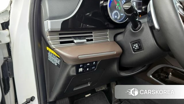 Hyundai The New Grandeur IG Hybrid id 3911409 из Кореи 7