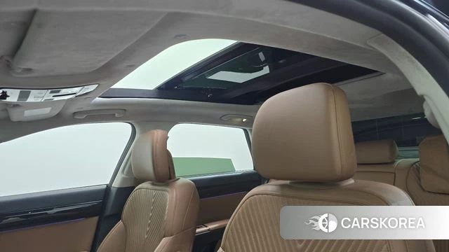Hyundai Grandeur Hybrid (GN7) id 4917204 из Кореи 7