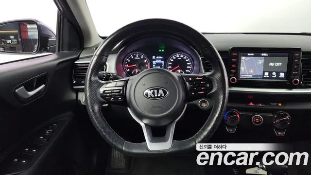 Kia Stonic id 2538293 из Кореи 7