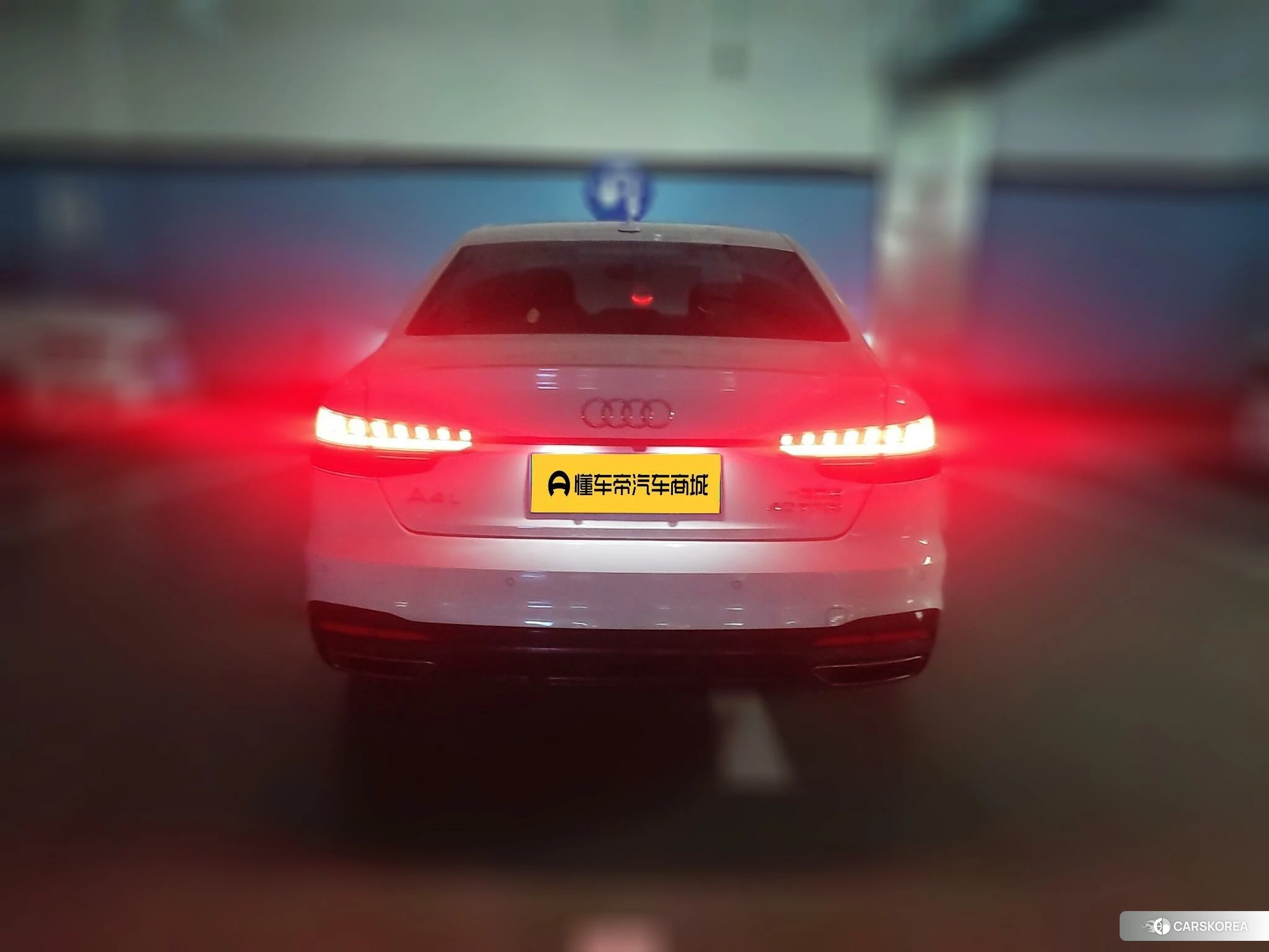 Audi A4L id 4486405 из Китая 7