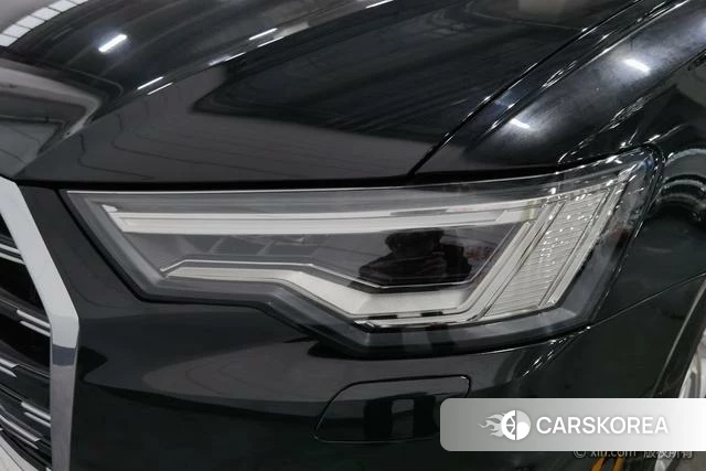 Audi A6L id 4275950 из Китая 7