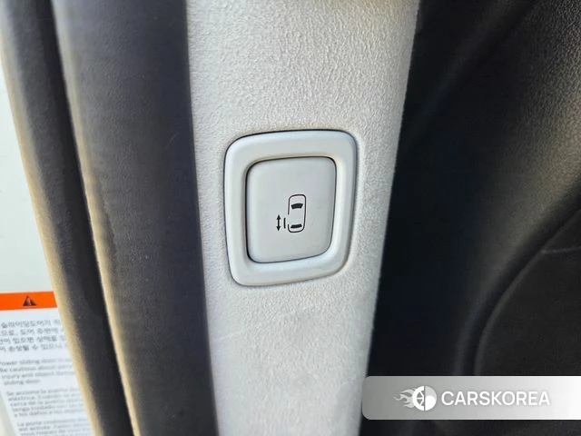 Hyundai Staria id 4360554 из Кореи 7