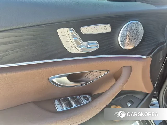 Mercedes-Benz E-Class W213 id 2981470 из Кореи 7