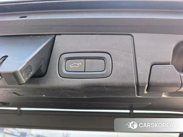 Volvo XC60 id 4208282 из Китая 7