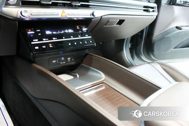 Hyundai Grandeur Hybrid (GN7) id 3851108 из Кореи 7