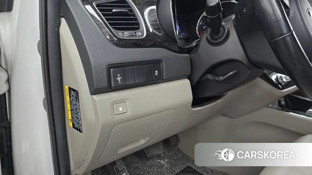 Kia The New Carnival id 3942653 из Кореи 7