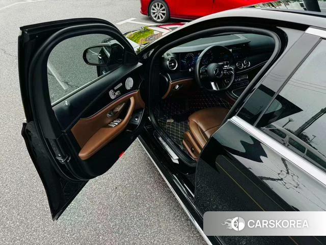 Mercedes-Benz E-class id 4291387 из Китая 7