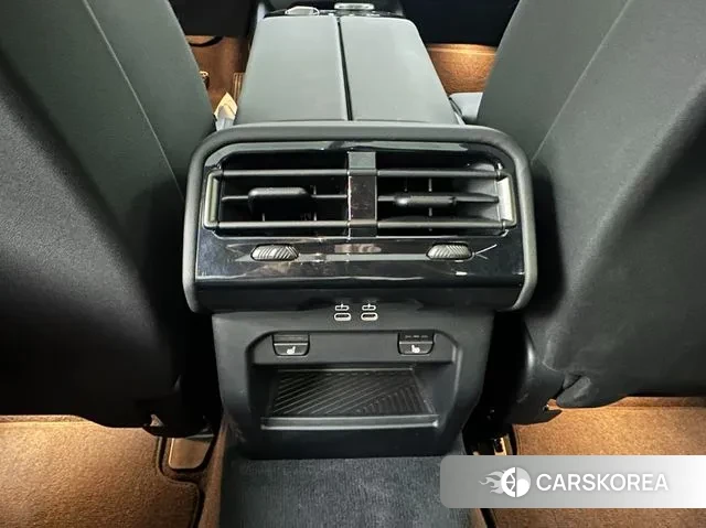 BMW 5 Series (G60) id 3431629 из Кореи 7