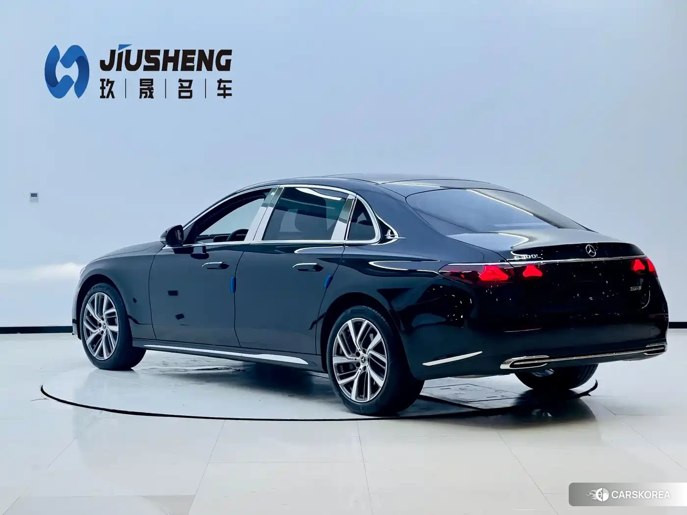 Mercedes-Benz E-Class id 4654642 из Китая 7