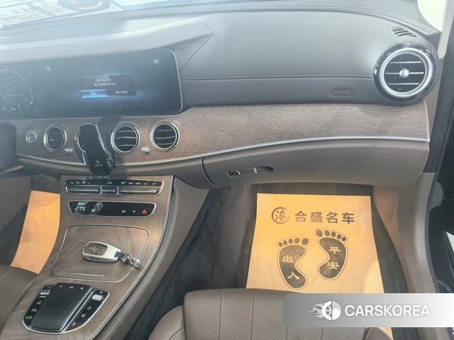 Mercedes-Benz E-class id 4263739 из Китая 7