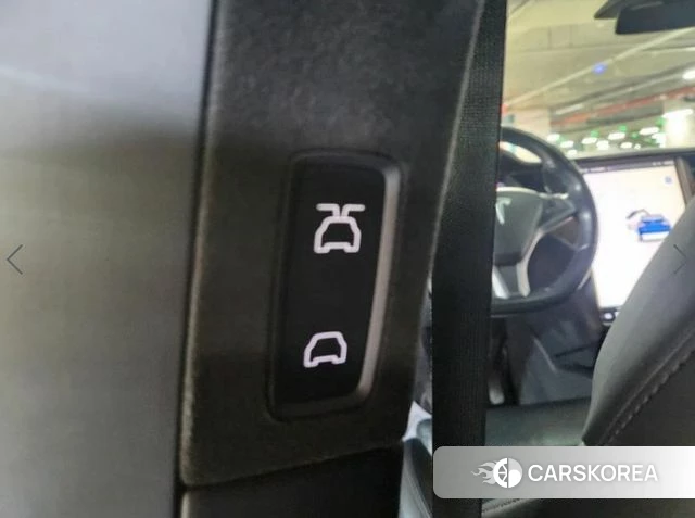 Tesla Model X id 4651549 из Кореи 7