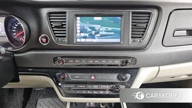 Kia The New Carnival id 3574228 из Кореи 7