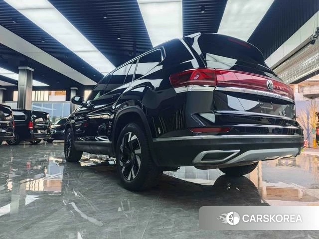 Volkswagen Tourang id 4301341 из Китая 7
