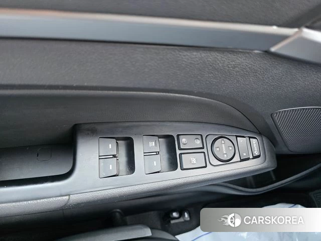 Hyundai Avante AD id 3857420 из Кореи 7